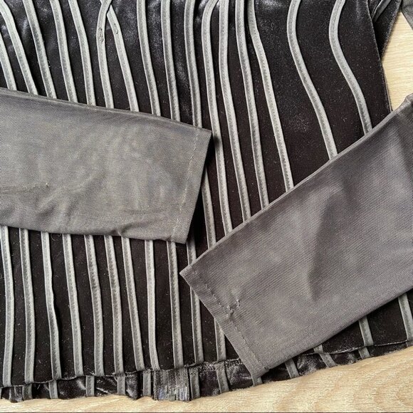 Vintage Concepts Conrad C Velvet Lace Mixed Media Top - Picture 8 of 16